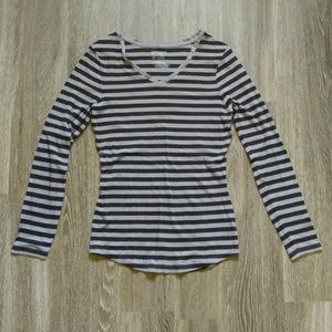 5/$20 - No Boundaries Long Sleeve Tee